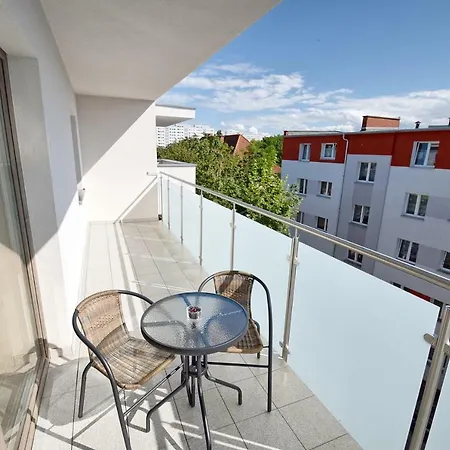 شقة Sunflowers Apartament Przy Strzeleckiej W Kolobrzegu